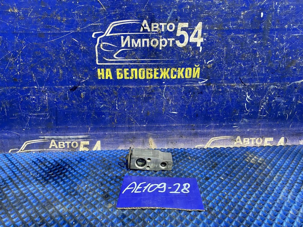 Клапан кондиционера TOYOTA COROLLA 2000