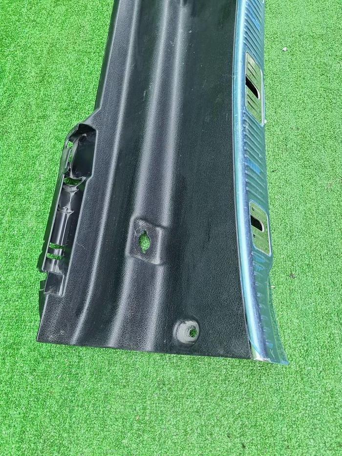 Накладка багажника Mercedes S W223 (2020-н.в.)