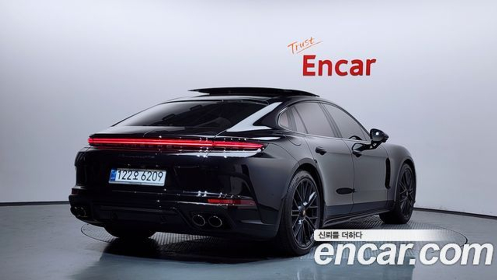 Porsche Panamera 4.0 GTS — 2025