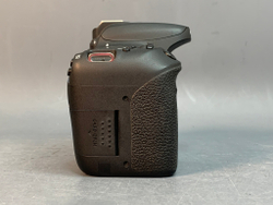 Canon EOS 77D 58.000 Кадров
