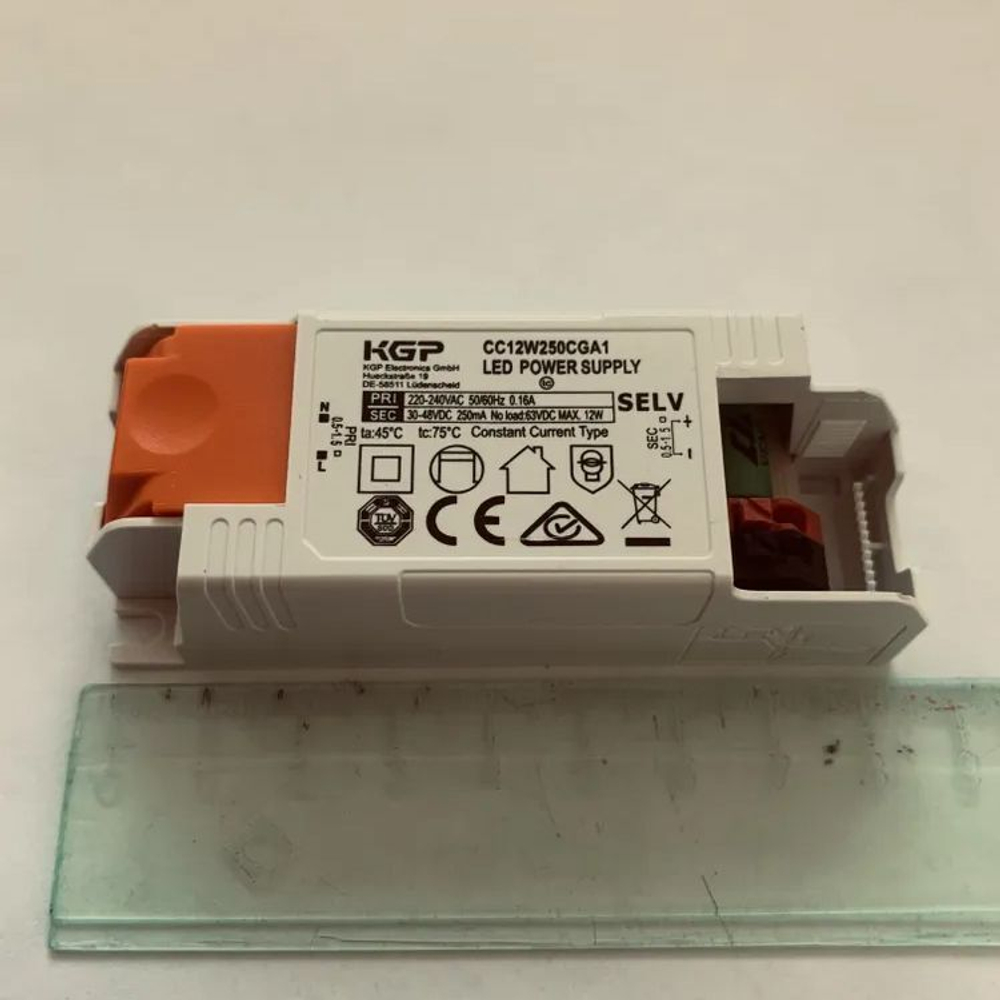 Блок питания KGP Electronics GmbH CC10W250CGA1 с постоянным током 250mA для мощных светодиодов KGP CC12W250CGA1, 250mA, 30-48VDC