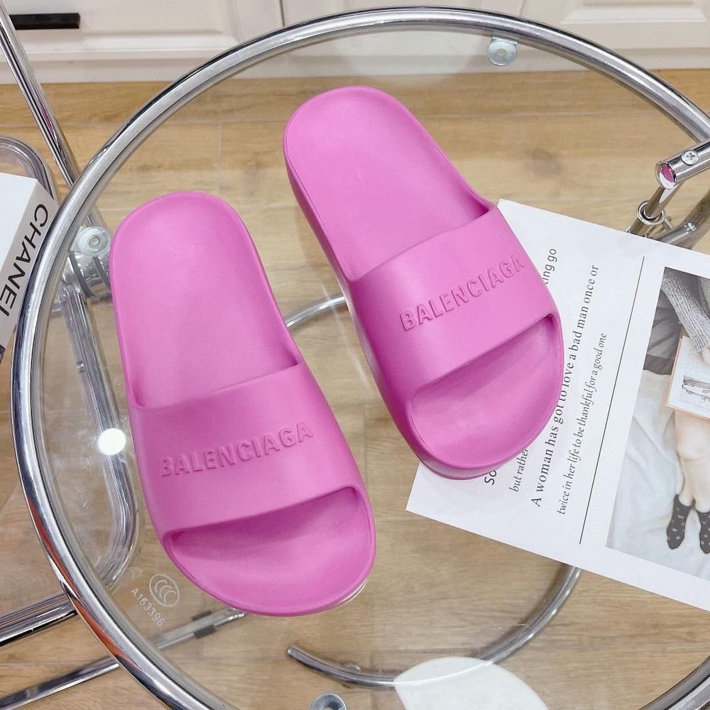 Солнцезащитные очки Balenciaga