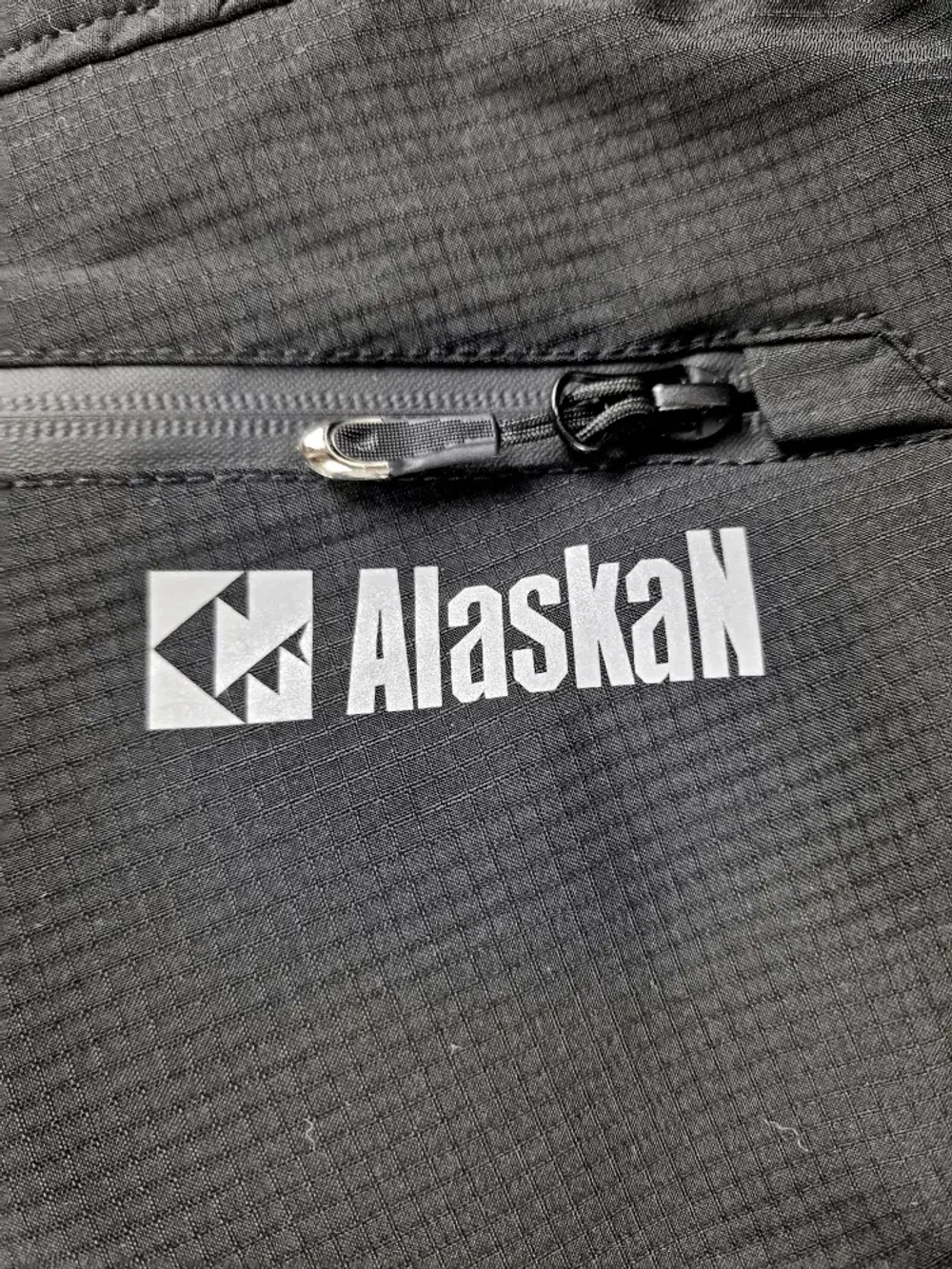 Костюм мужской зимний Alaskan Savoonga (Серый/Черный)