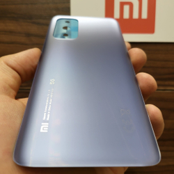 Крышка для Xiaomi Mi 10T / Xiaomi Mi 10T Pro - оригинальная задняя стеклянная панель (серебристого цвета)