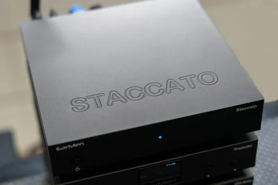 Earmen Staccato