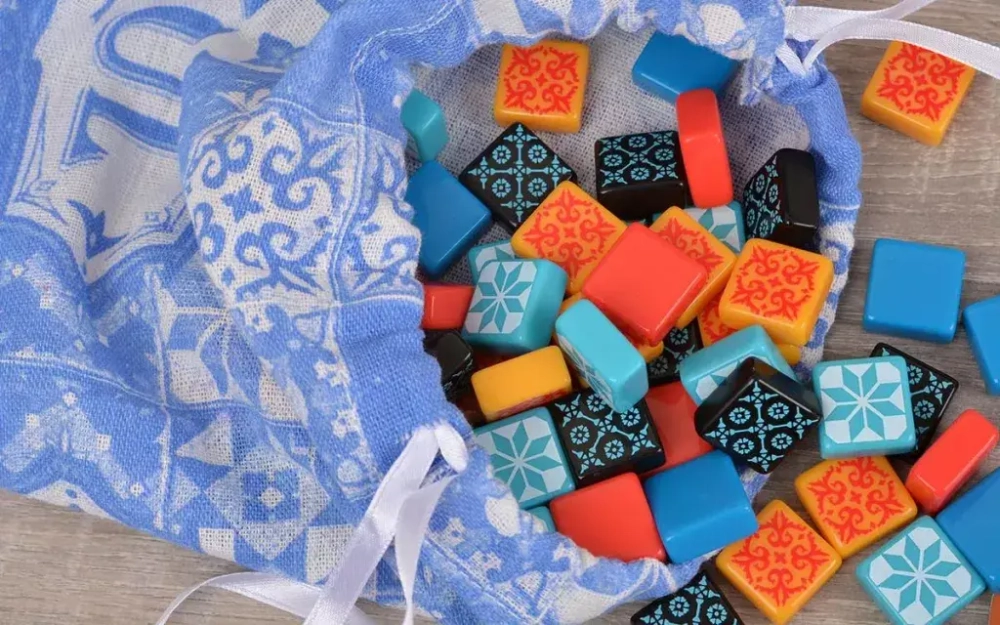Настольная игра " AZUL"