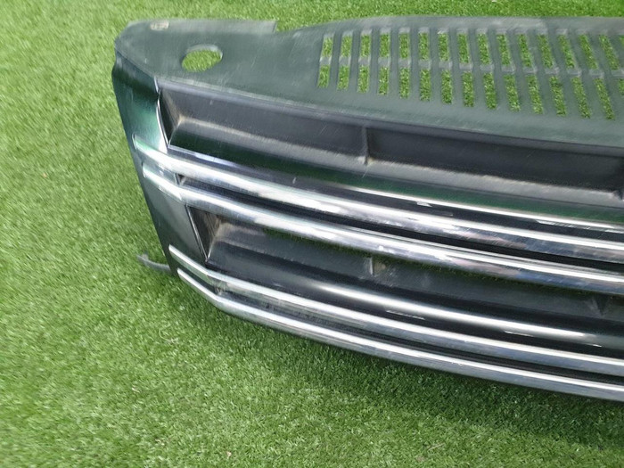Решетка радиатора VW Tiguan 1 (2011-2018)
