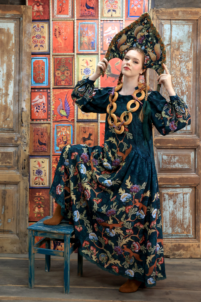 Dress "Princess 2. Entertainers"