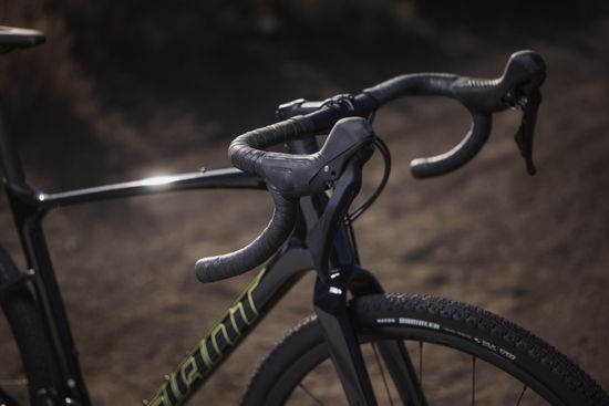 Велосипед Giant Revolt Advanced 2 - 2024 (Гревел)