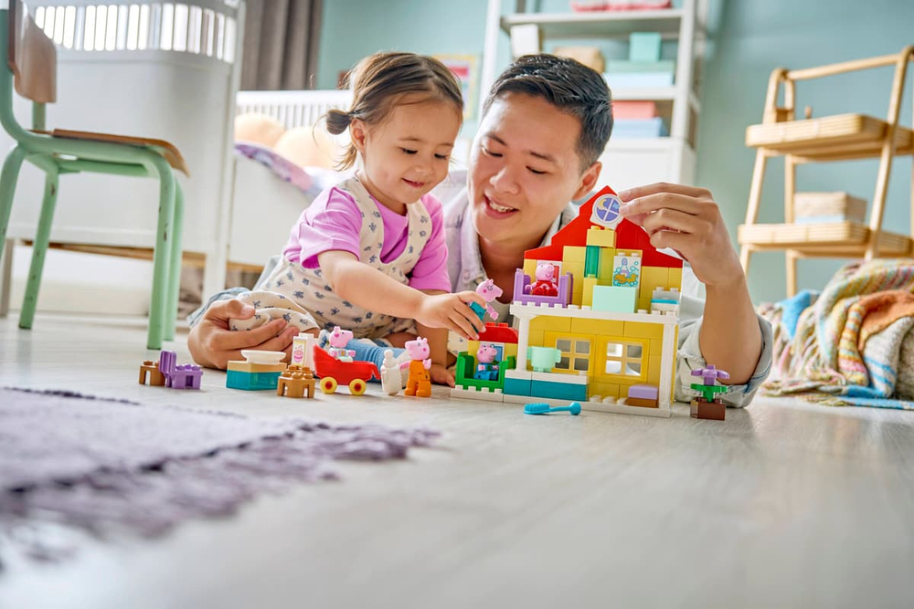 Конструктор LEGO Duplo 10467 Peppa Pig: Family House