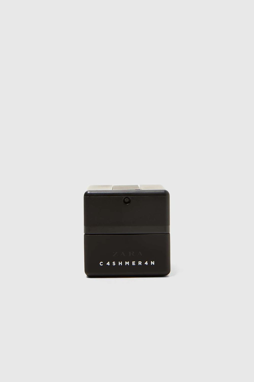 Zara C4SHMER4N