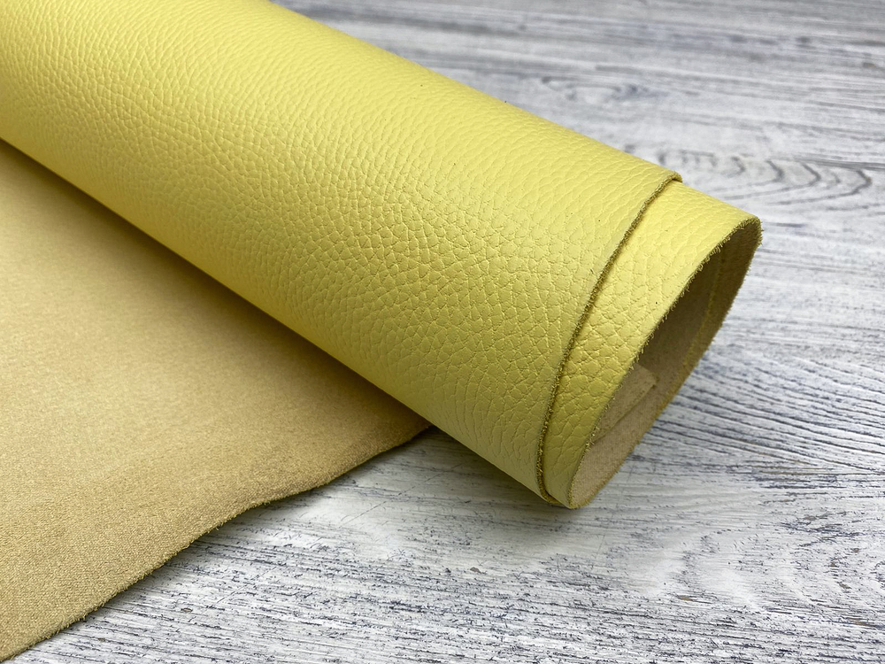 Натуральная кожа Luxury Tannery Banana желтого цвета