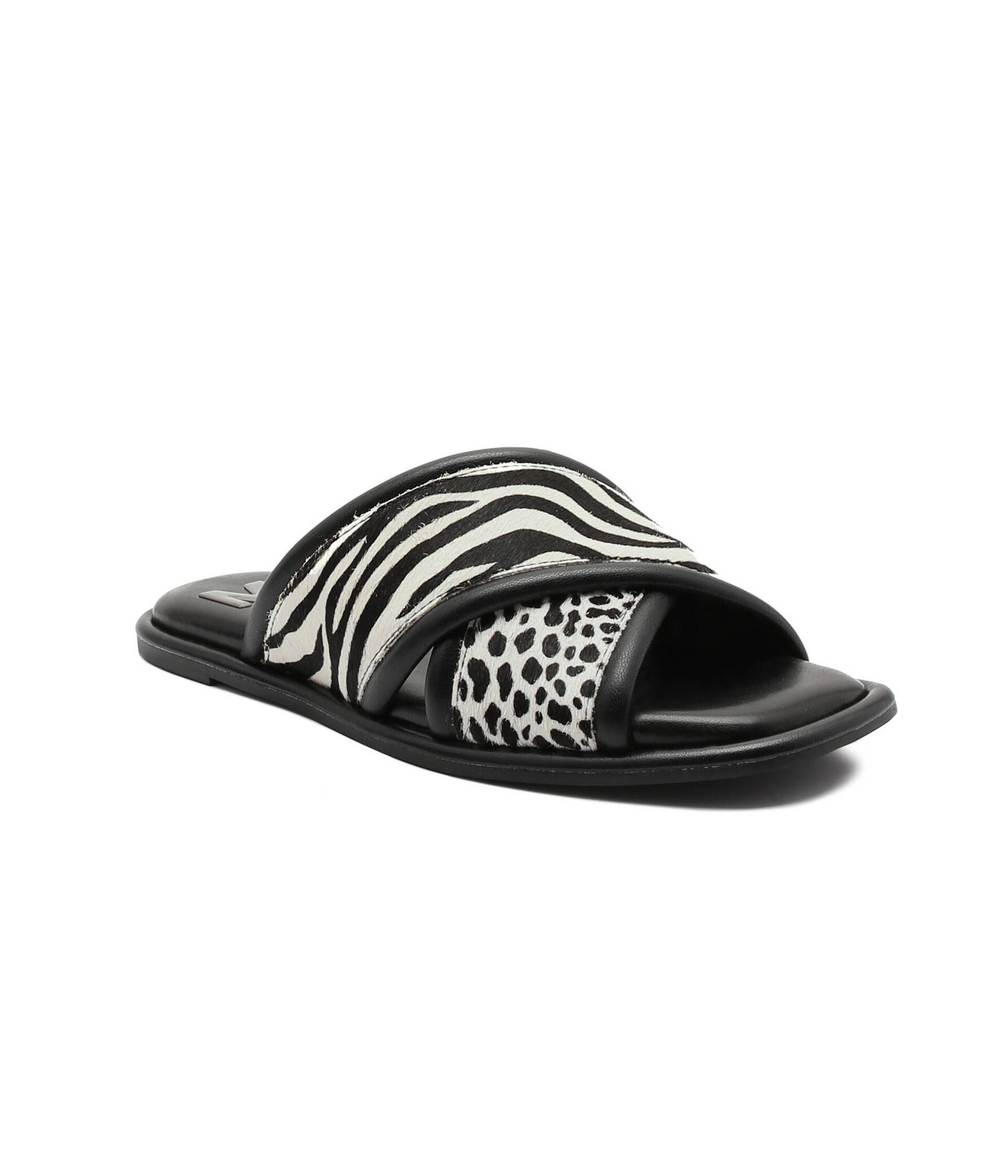 Шлепанцы кожаные gideon slide Michael Kors - черный(40T2GDFA1H)