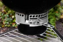 Угольный гриль Weber Summit Kamado E6, 61 см, чёрный