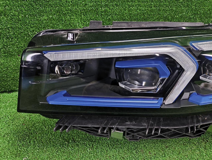 Фара левая BMW 3er G20 (2022-н.в.) LED (В сборе)