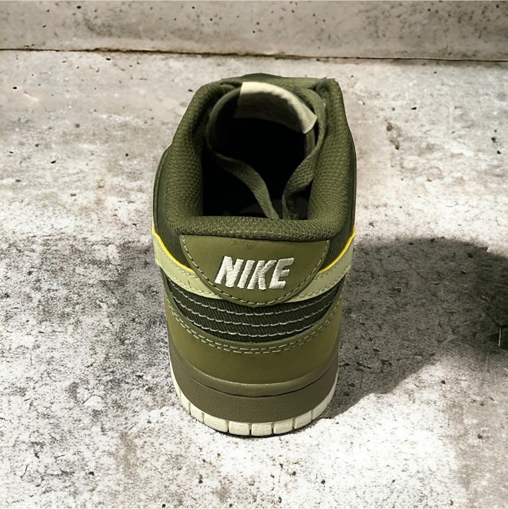 Nike SB Dunk Low • Oil Green