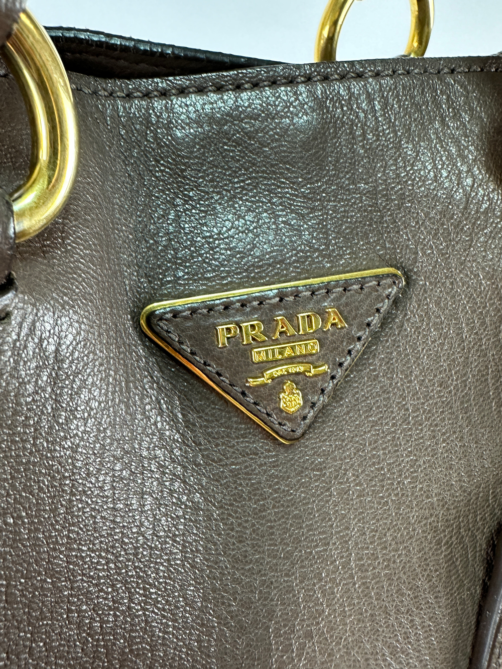 Сумка Prada Vitello Daino