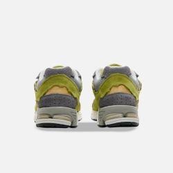 Кроссовки New Balance 2002R