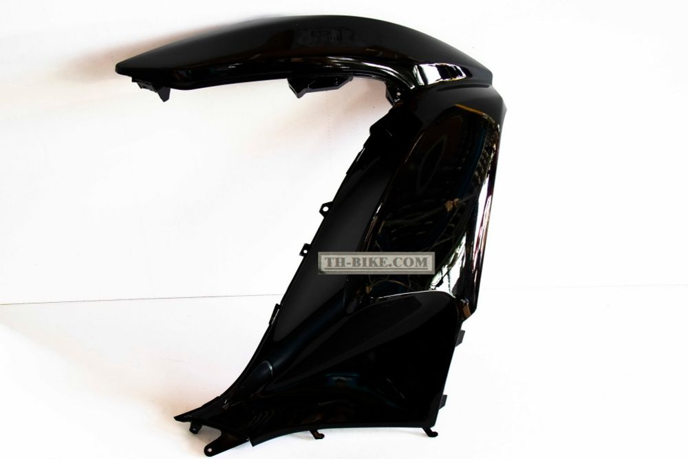 64501-KWN-902ZA COVER, R. FR. *NHA35M*. Black. Honda PCX