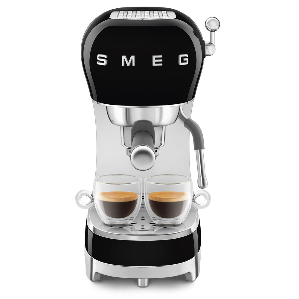 Кофемашина-эспрессо Smeg черная