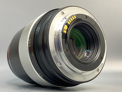 Voigtlander 125mm 2.5 SL EF Macro APO-Lanthar