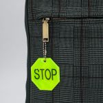 Светоотражающий элемент Стоп (Stop) ⌀5 см, цв. жёлтый, 2 шт
