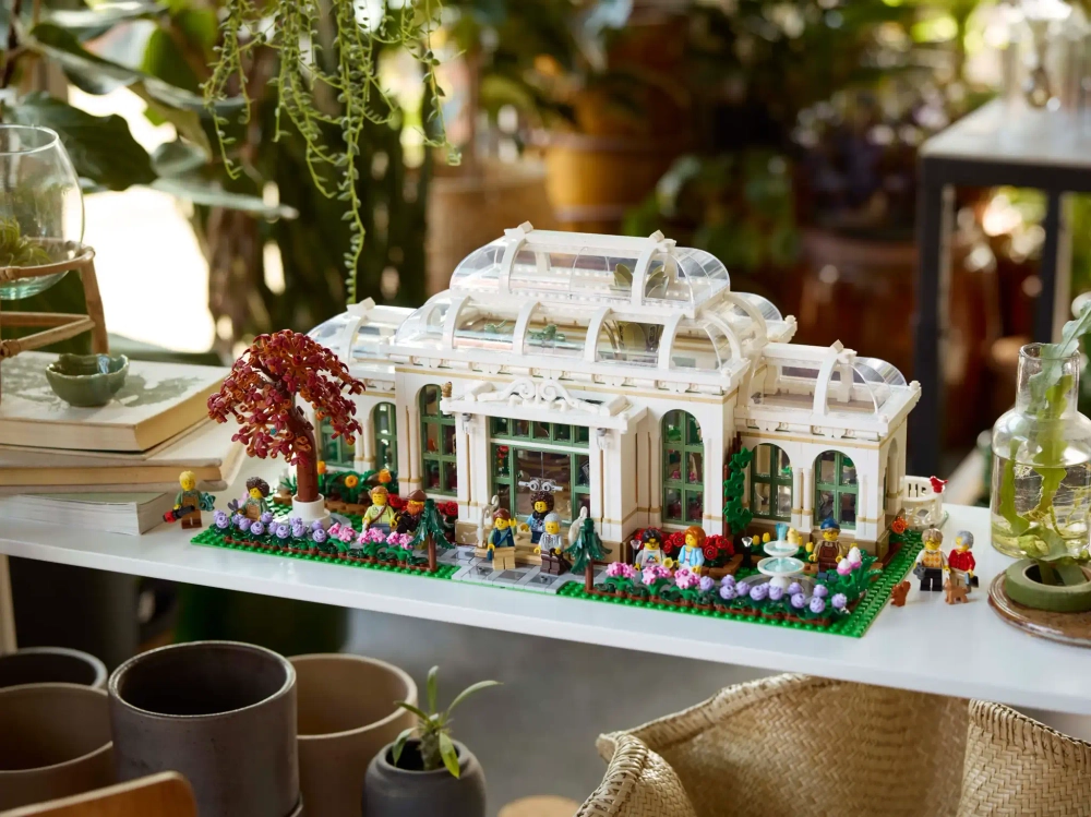 Конструктор LEGO Ideas 21353 Ботанический сад