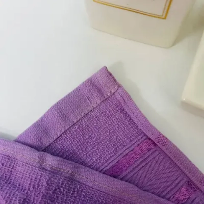 Полотенце махровое 70*120см «Comfort» цвет глициния 06-093, плотность 300гр/м2 TJ, с петелькой-подвесом