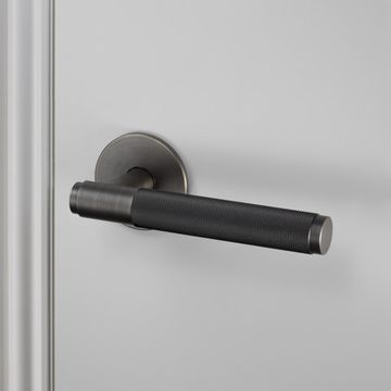 Дверная ручка Buster + Punch DOOR HANDLE / CROSS / SMOKED BRONZE