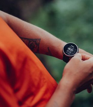 Спортивные Часы Suunto Race Titanium Charcoal SS050932000