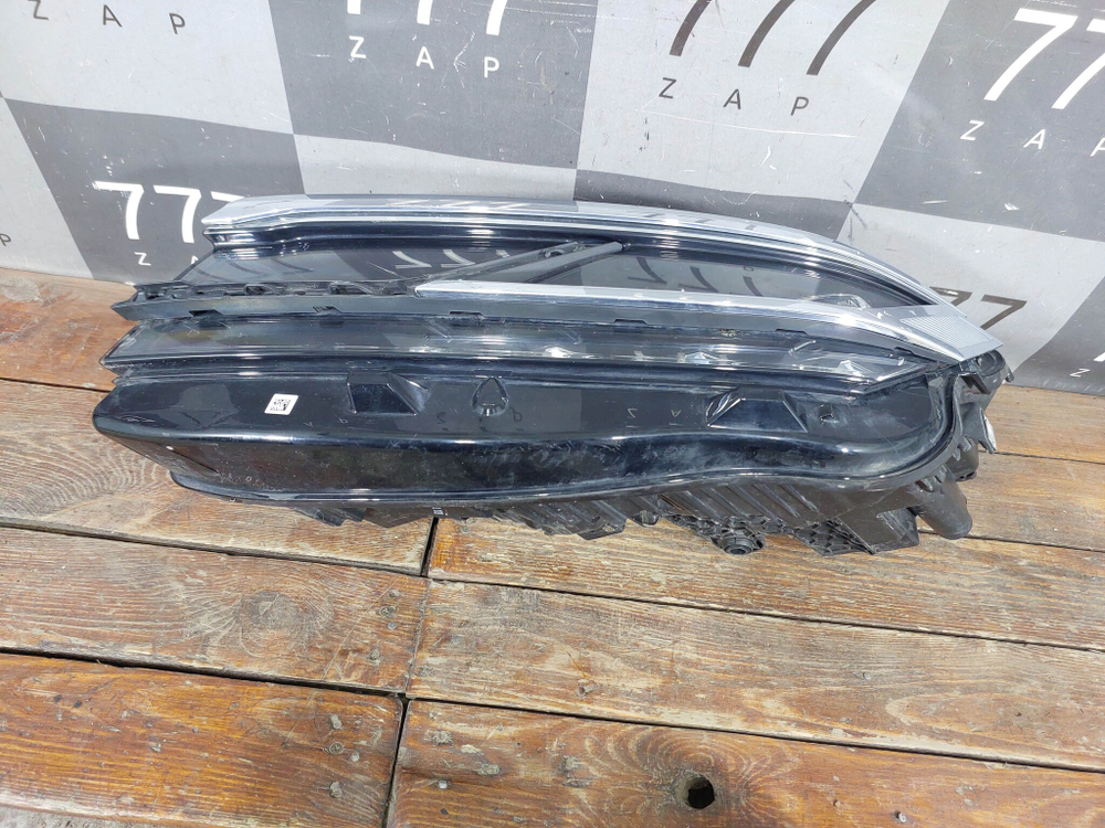 Фара левая Matrix LED Volkswagen Touareg 3 18-нв Б/У Оригинал 761941113