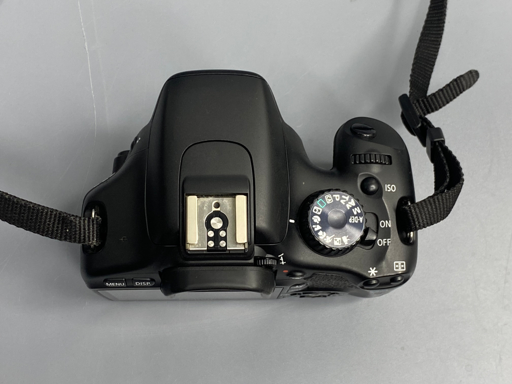 Canon 550D Kit 18-55mm 10.000 кадров