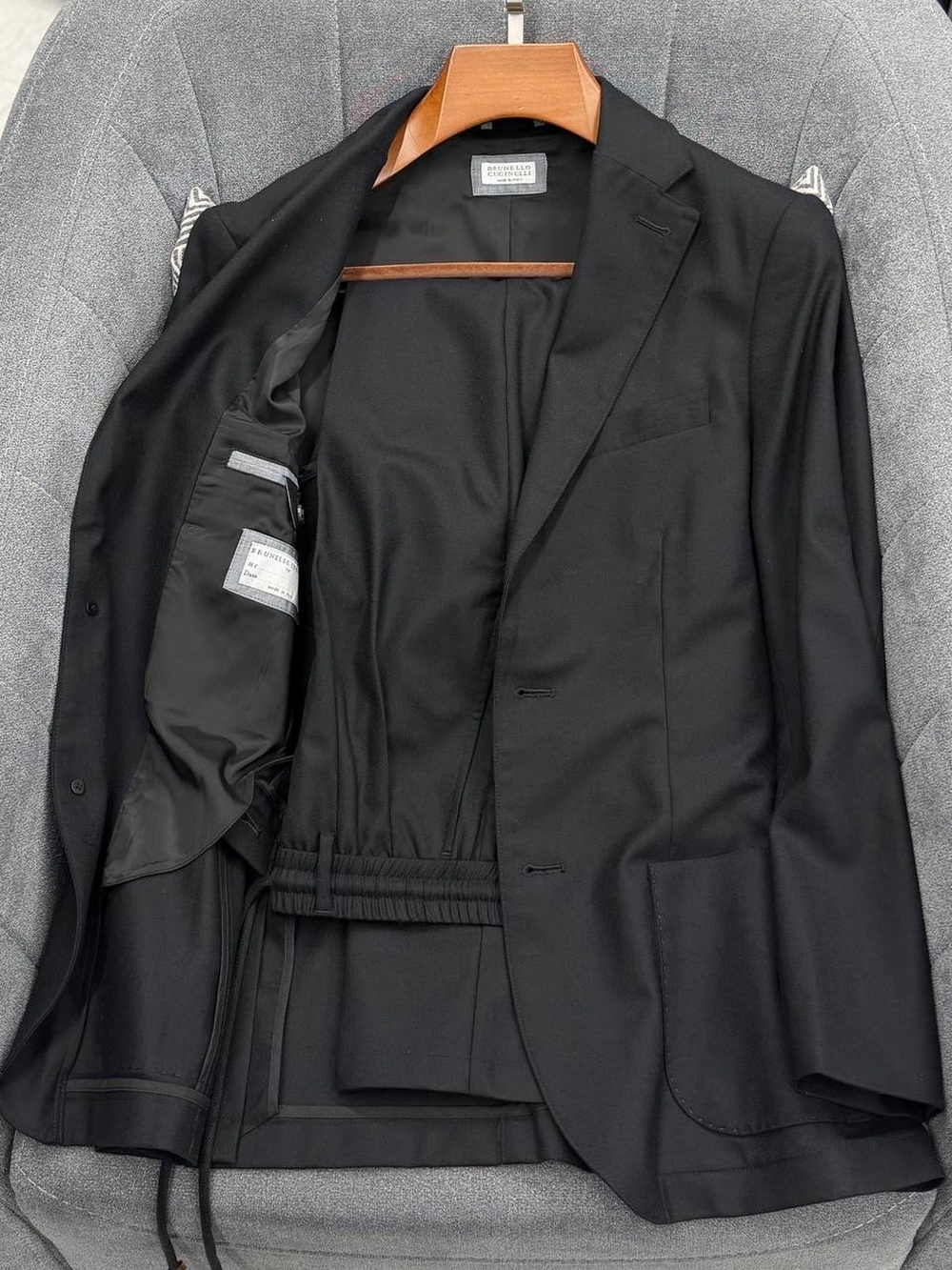 Костюм Brunello Cucinelli