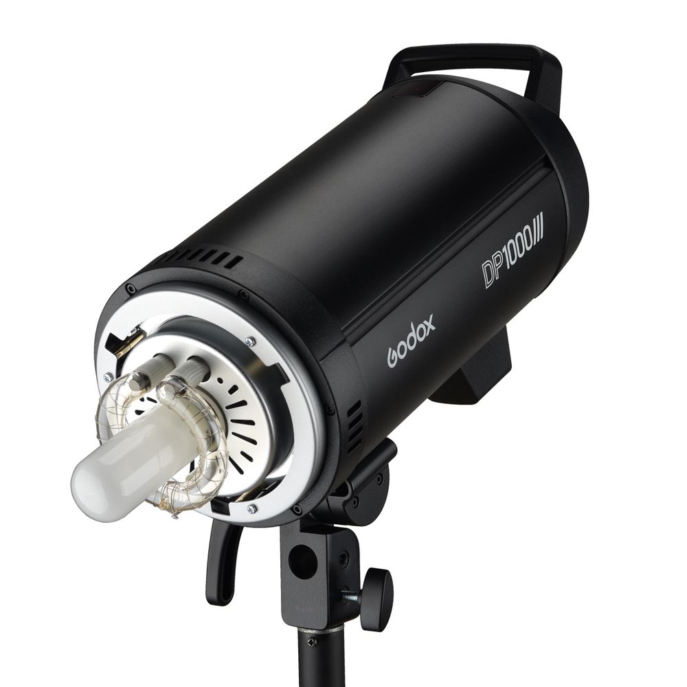 Студийная вспышка Godox DP1000III