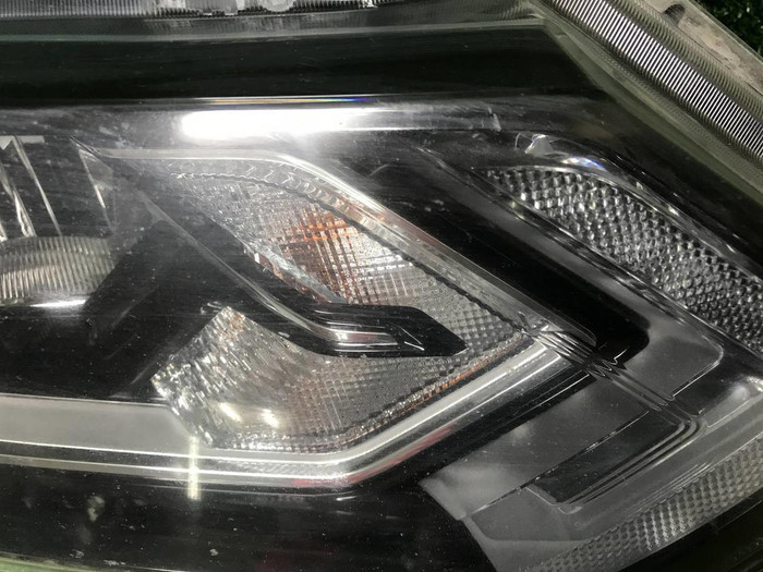 Фара правая Nissan Qashqai 2 j11 (17-23) галоген