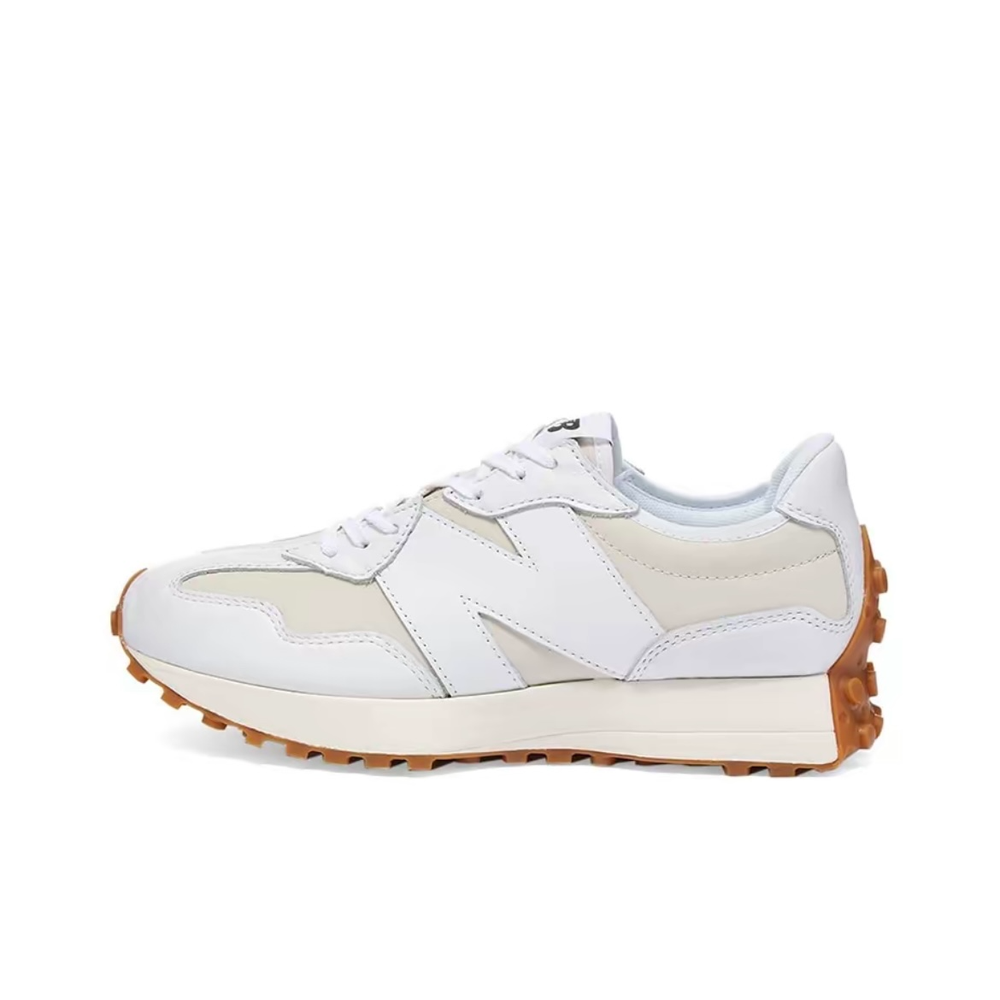 alt="New Balance 327 White Day бежевая версия WS327KG вид сбоку на белом фоне"