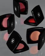 ЯРКИЙ КОНТРАСТ НА ЩЕКАХ - CHANEL - SEPHORA -