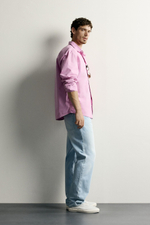РУБАШКА RELAXED FIT С ЭФФЕКТОМ ПОТЕРТОСТИ — ZARA · 6887/303