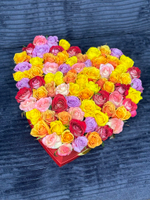 Сердце из роз "Heart as a gift L"