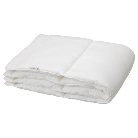 Полутороспальное одеяло IKEA SAFFEROT (СЭФФЕРОТ), Стеганое, Зимнее, Белый, 150х200 см
