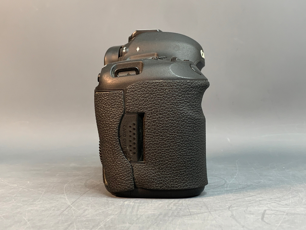 Canon EOS 5D Mark III 2.300 кадров