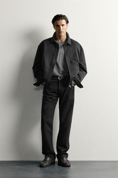 КУРТКА КЛАССИЧЕСКОГО КРОЯ СО СКЛАДКАМИ — ZARA