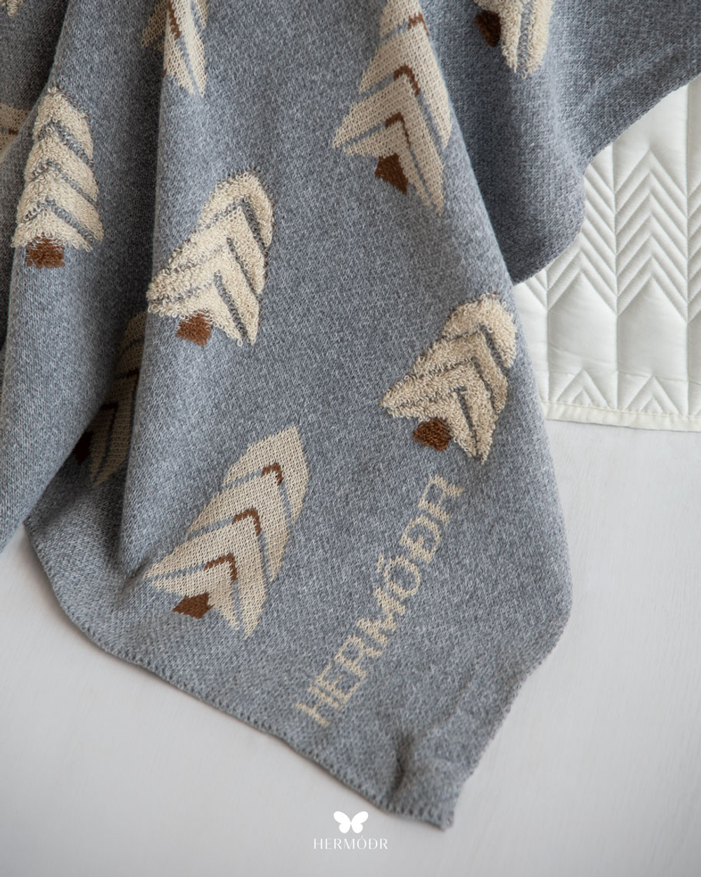 Плед Crimson Sofa Shawl Gray 200 × 250 см 130220336 Иран