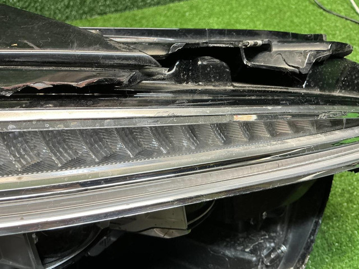 Битая Фара правая EXEED VX (2021-2024) LED
