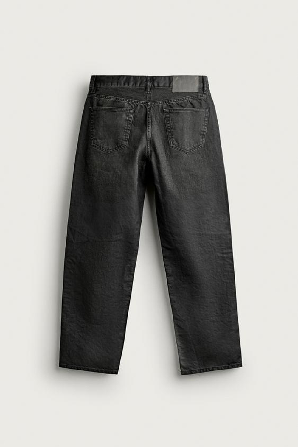ZARA ДЖИНСЫ STRAIGHT FIT С ВОСКИРОВАННЫМ ЭФФЕКТОМ, УГОЛЬНЫЙ