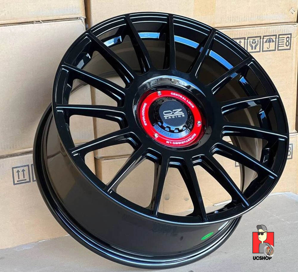 Комплект дисков OZ Racing Superturismo 18x8 et38 5x100/5x112