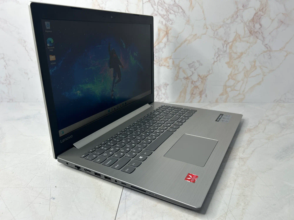 Ноутбук Lenovo 330-15ARR. Конфигурация: Ryzen 5 2500U/8GB/1TB/Vega 8/Win11/HD