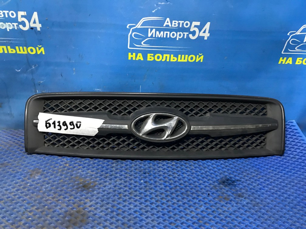 Решетка радиатора HYUNDAI TUCSON 2004-2009
