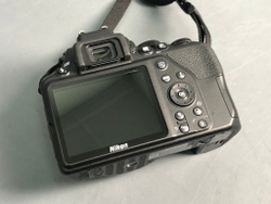 Nikon D3500 Kit AF-P DX 18-55mm VR 700 кадров