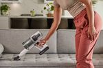 Пылесос беспроводной вертикальный аккумуляторный Greenworks 24В GD24SVK4D, Арт.4701107UB с АКБ 4 А*ч и ЗУ